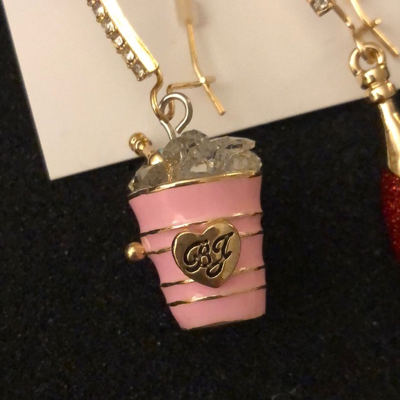 Betsey Johnson Gold Tone Champagne Bottle & Bucket Mismatch Drop Earrings NWT - Picture 4 of 10